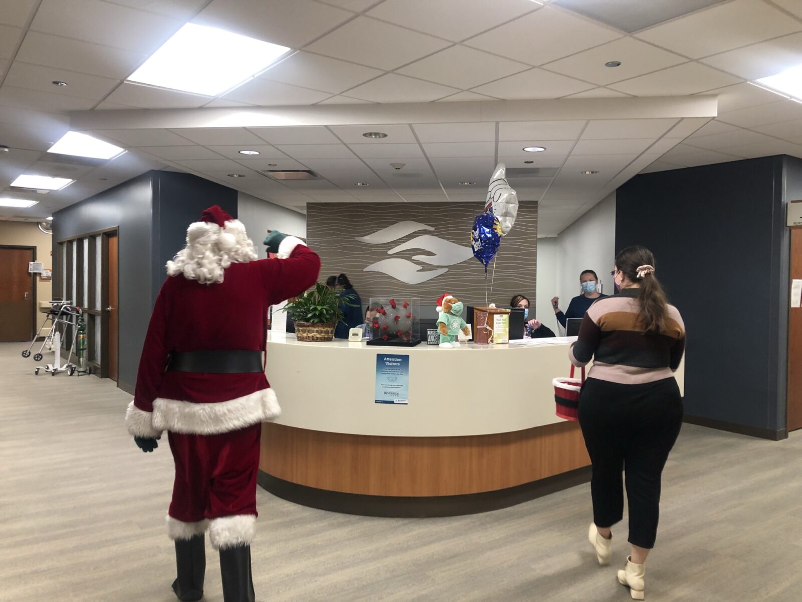 Santa Visits the Units